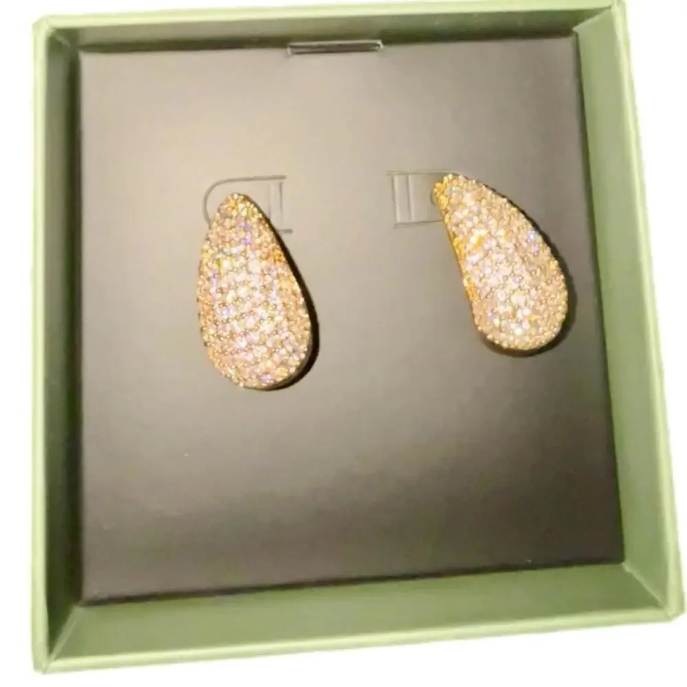 NIB Jewels by Sunaina Elegant Gold Teardrop Earrings
